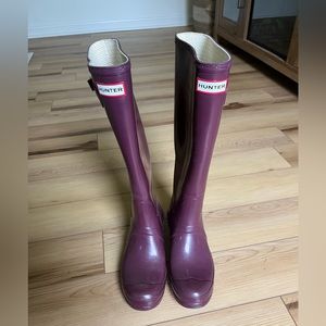 Women’s Hunter Rain Boots- Size 8F/7M